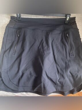 Athleta Fairway Golf 18” Skirt Skort Womens Large Black Compression Liner T3